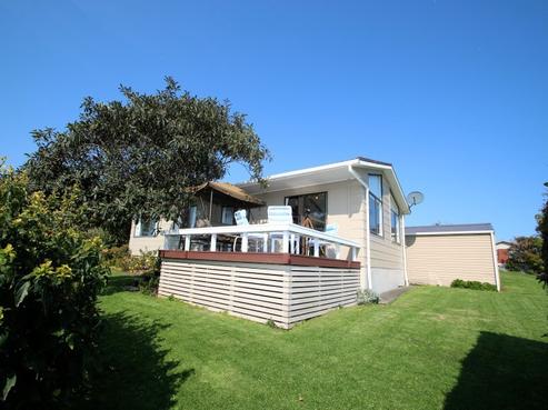 6767E State Highway 35, Te Kaha