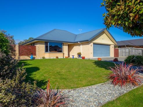 46 Magnolia Drive, Springlands