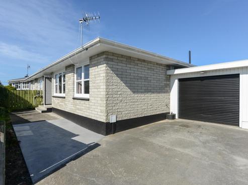 4/65 Middle Road, Havelock North