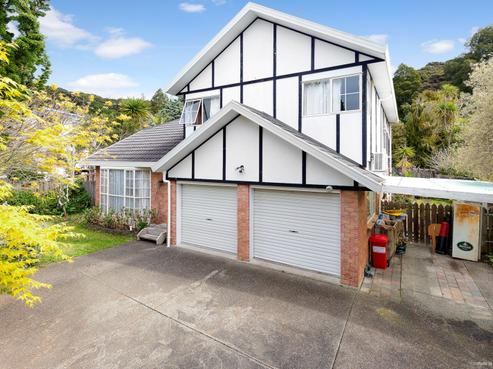 19 Emlyn Place, Torbay