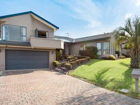 54 Hogarth Rise, West Harbour