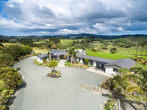 55A Hunter Road, Waitakere