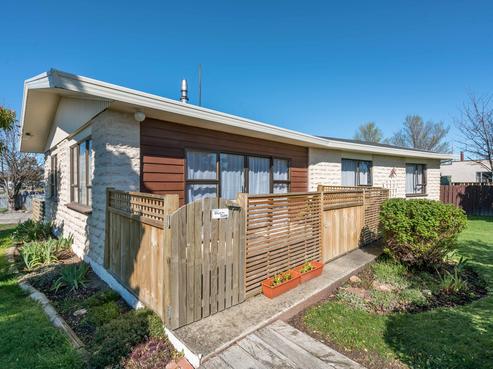 24 Bute Street, Ranfurly