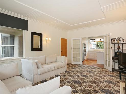 70 Lees Street, Gladstone