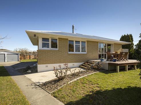 16 Orient Street, Cromwell