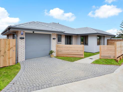 8A Tairere Crescent, Rosehill