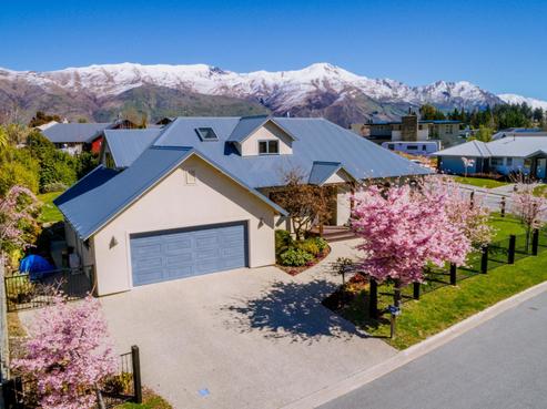 11 Tyndall Street, Wanaka