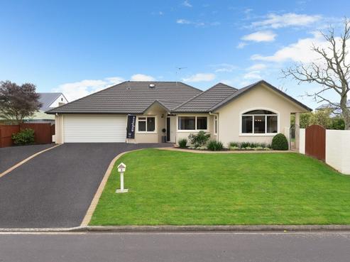 3 Ballantrae Place, Huntington