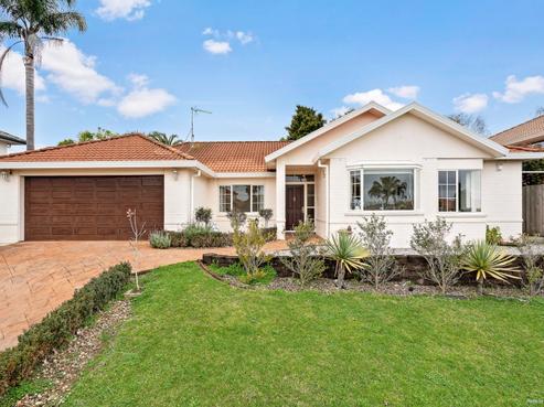 19 Tumbridge Place, Somerville