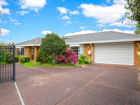 10 John Lister Close, Golflands