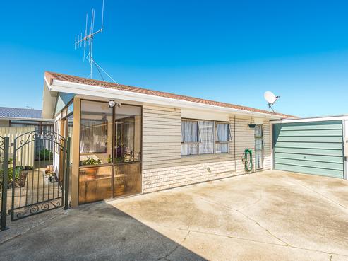 7A Avon Place, Springvale