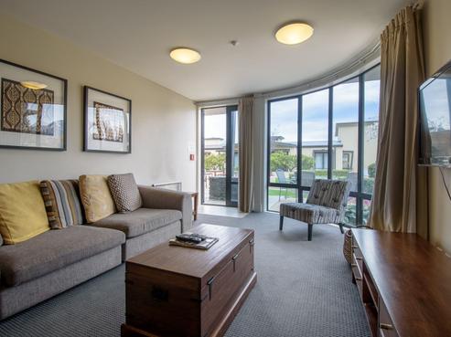 608/34 Lake Esplanade, Queenstown Central