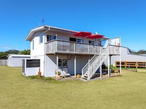 5 Hicks Place, Cooks Beach