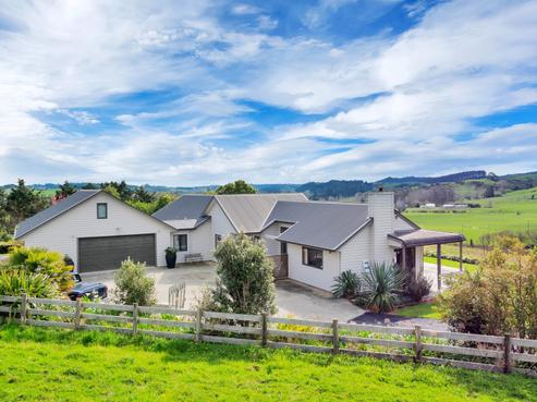 601 Kahikatea Flat Road, Waitoki