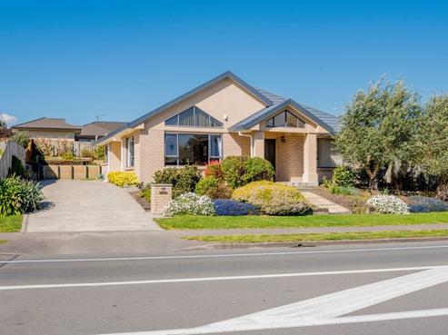 39 Guildford Drive, Paraparaumu