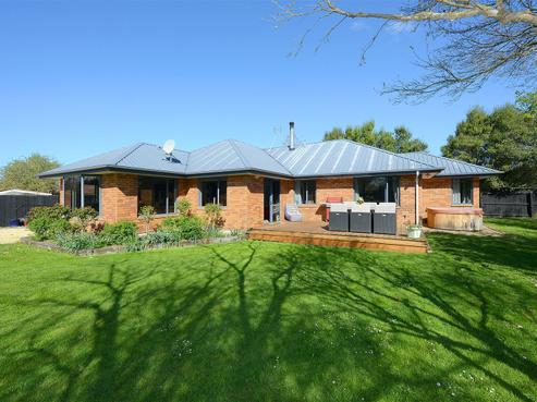 153 East Belt, Rangiora