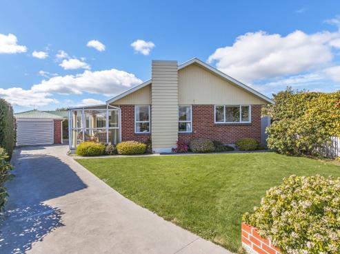 5 Merle Place, Somerfield