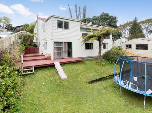 11 Cheval Drive, Totara Vale