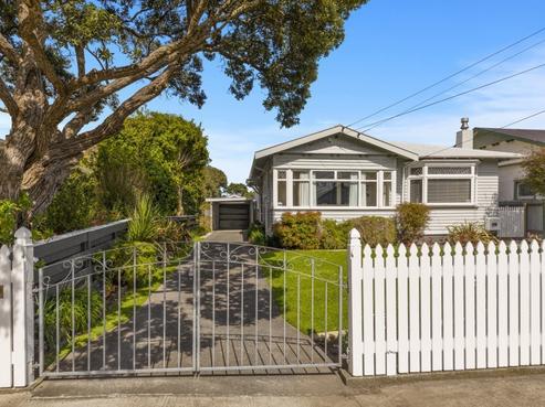 14 Cudby Street, Woburn