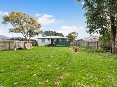 15 Albert Road, Kelston