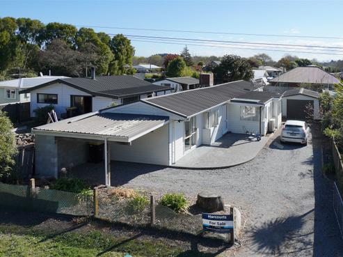 30 Ferry Road, Woodend Beach