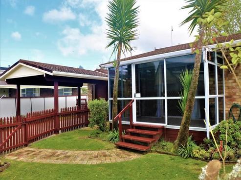 10A Luxor Place, Westbrook