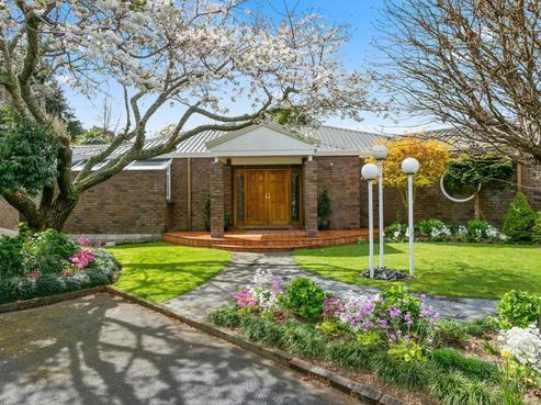 27 Byron Street, Leamington