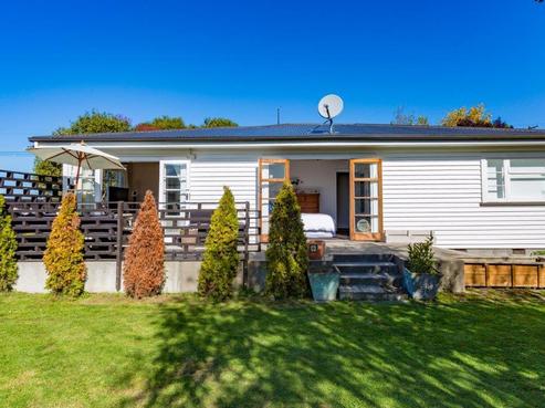 13 High Street, Leeston