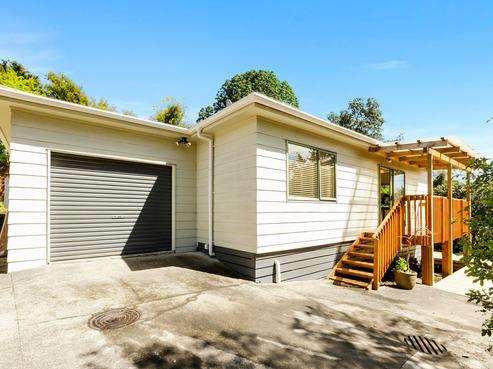 1B Nea Place, Hillcrest