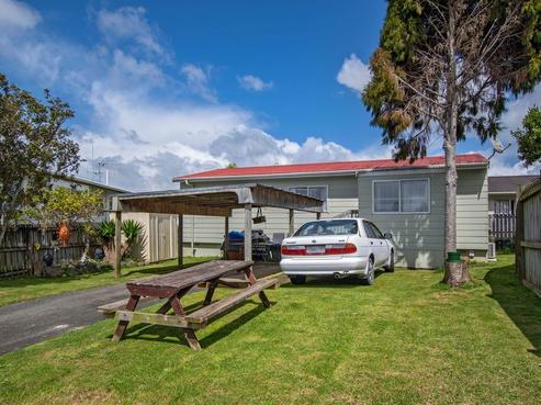 2/6 Bloomfield Place, Onerahi