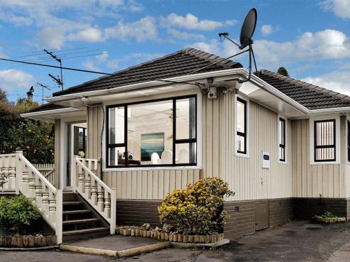 25 Titoki Street, Te Atatu Peninsula