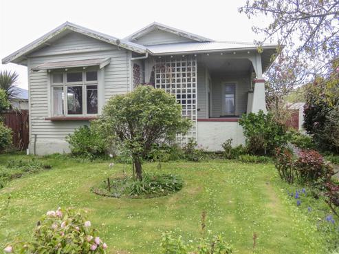12 Arthur Street, Gladstone