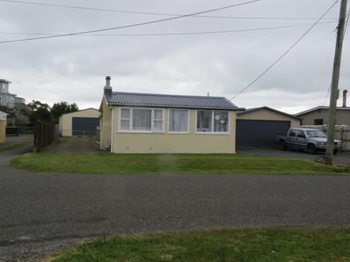 7 Shortt Street, Foxton Beach