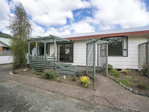 3/129 Tipahi Street, Nelson South