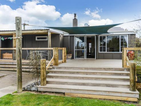 8 Montgomery Street, Waipukurau and Surrounds