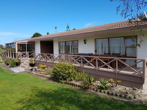 458 Baylys Coast Road, Dargaville