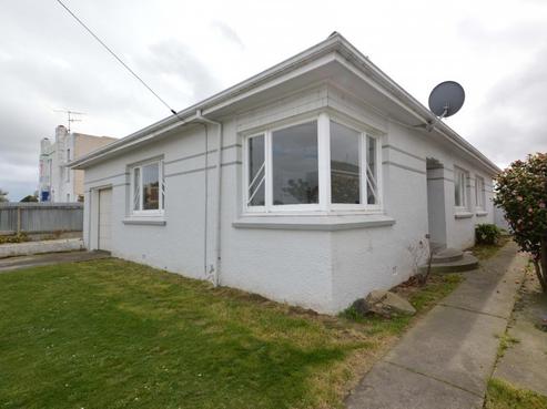 6 Tramway Road, Strathern