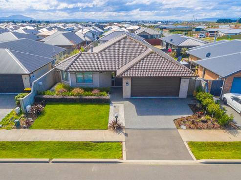 4 Hakatere Road, Pegasus