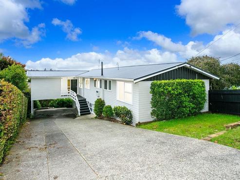 1/253 Wairau Road, Totara Vale