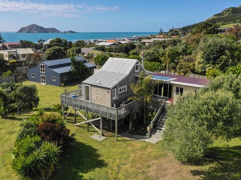 16 Lightning Ridge View, Waimarama