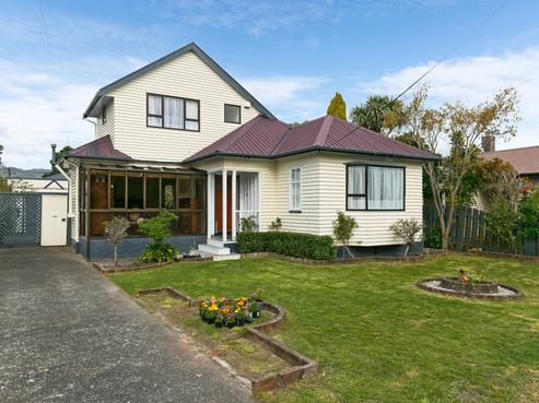 13 Saint James Avenue, Boulcott