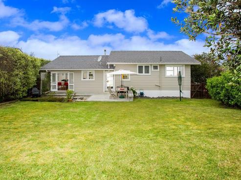 36 Juniper Road, Sunnynook