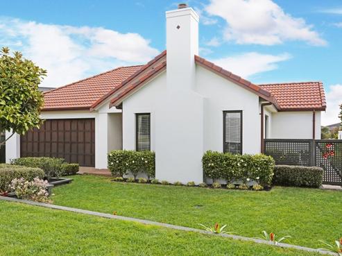 5 Corsica Way, Karaka