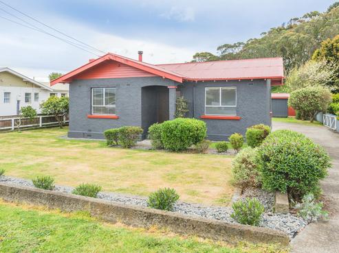 42 Fergusson Street, Springvale