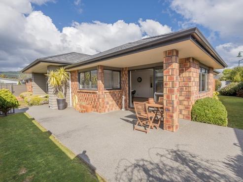 14 Hulme Way, Raumati Beach