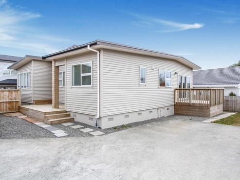 42 Rockfield Road, Penrose