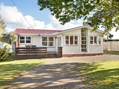 16 Maude Street, Riverhead