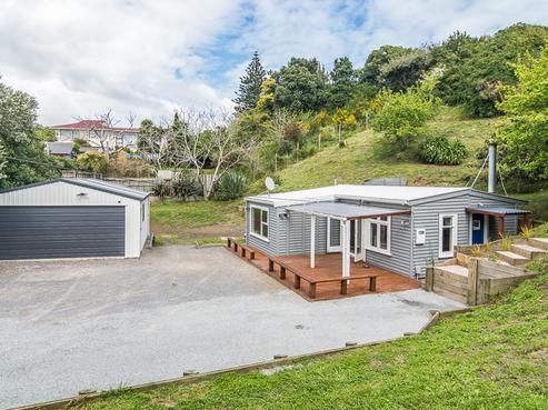 97 Renown Road, Raumati South