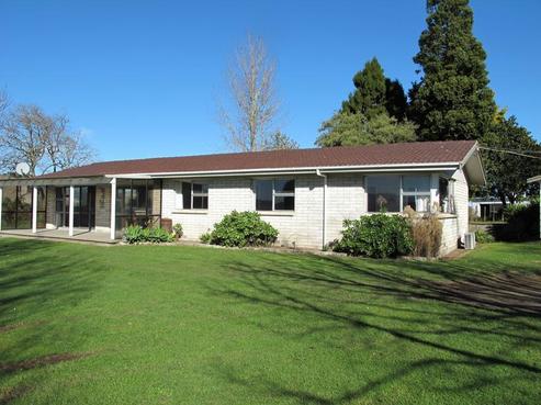 241 Happy Valley Road, Wharepapa South