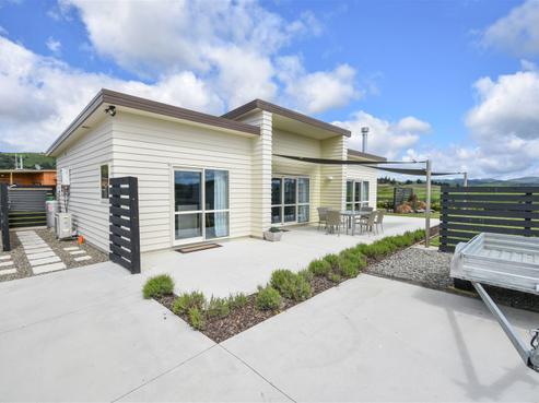 1247 Coast Road, Karitane